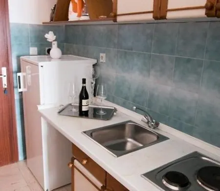 Apartment In With Sea View, Balcony, Air Conditioning, Wifi 3340-1 *