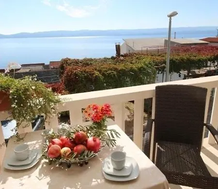 Apartment In With Sea View, Balcony, Air Conditioning, Wifi 3340-1 *